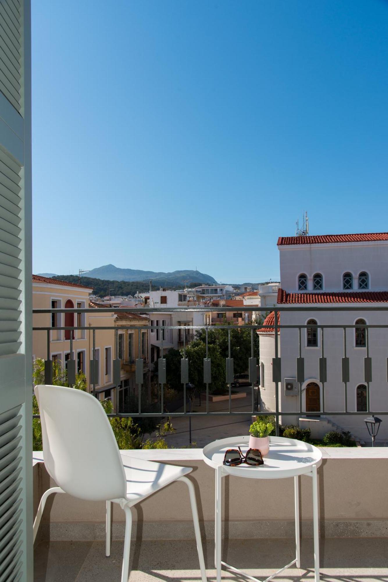 The Met Suite 3, Elegant Stay Centrally In Rethymno! 외부 사진